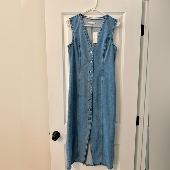 Abercrombie & Fitch Dresses & Skirts - Abercrombie & Fitch Blue Denim Midi Dress